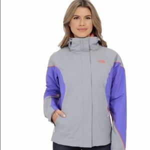 *NWT* North face tri-climate jacket